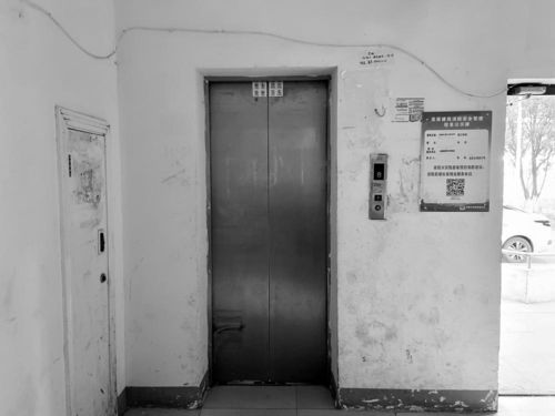 17年電梯頻出故障，業主驚魂的“任性下墜”